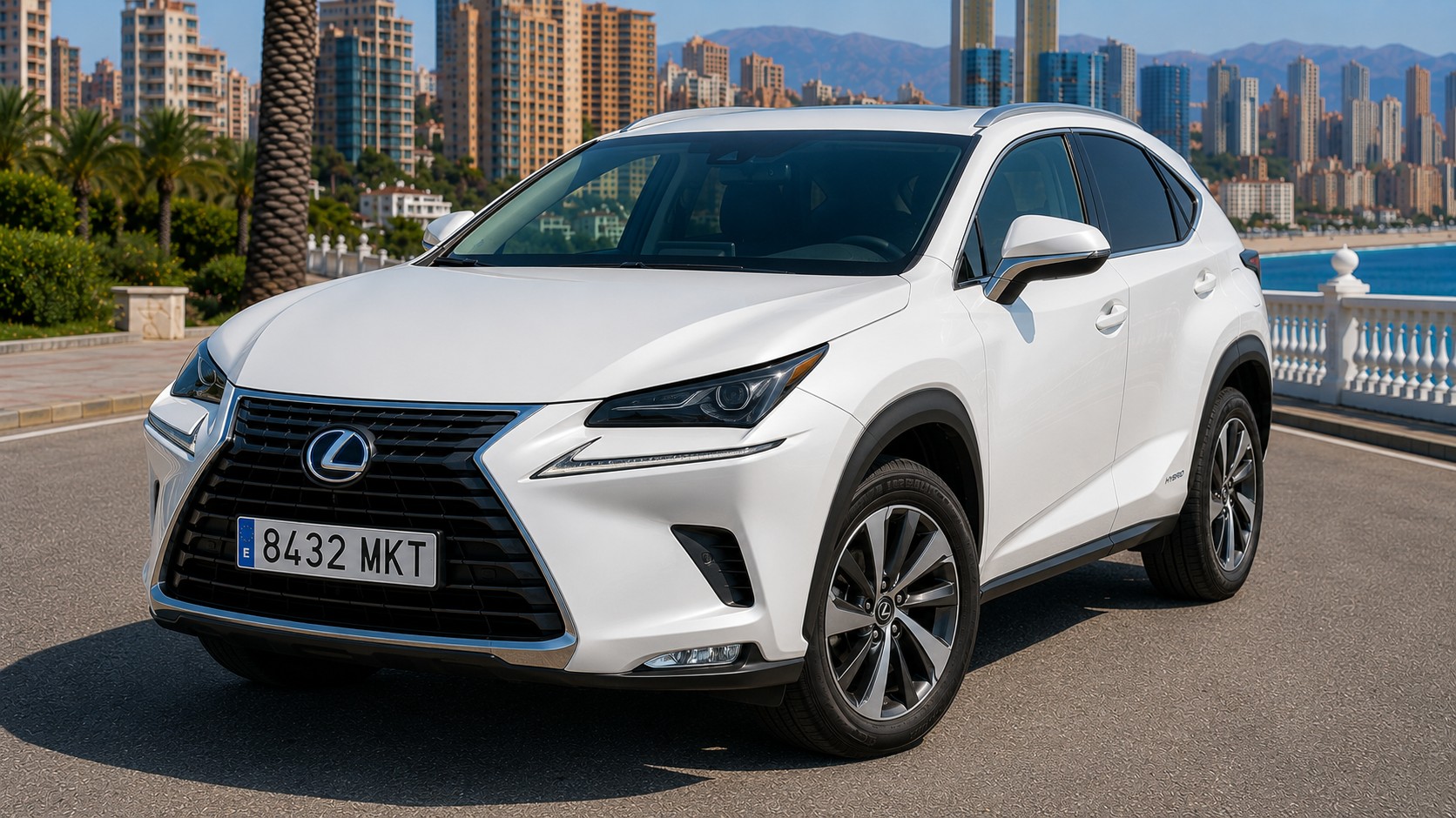 Lexus NX300h — фото 1